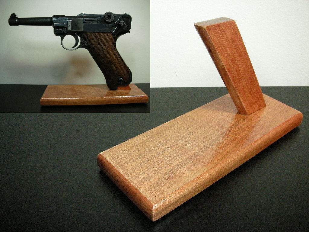 Gun Display Stands for the Luger P.08 9mm and .30